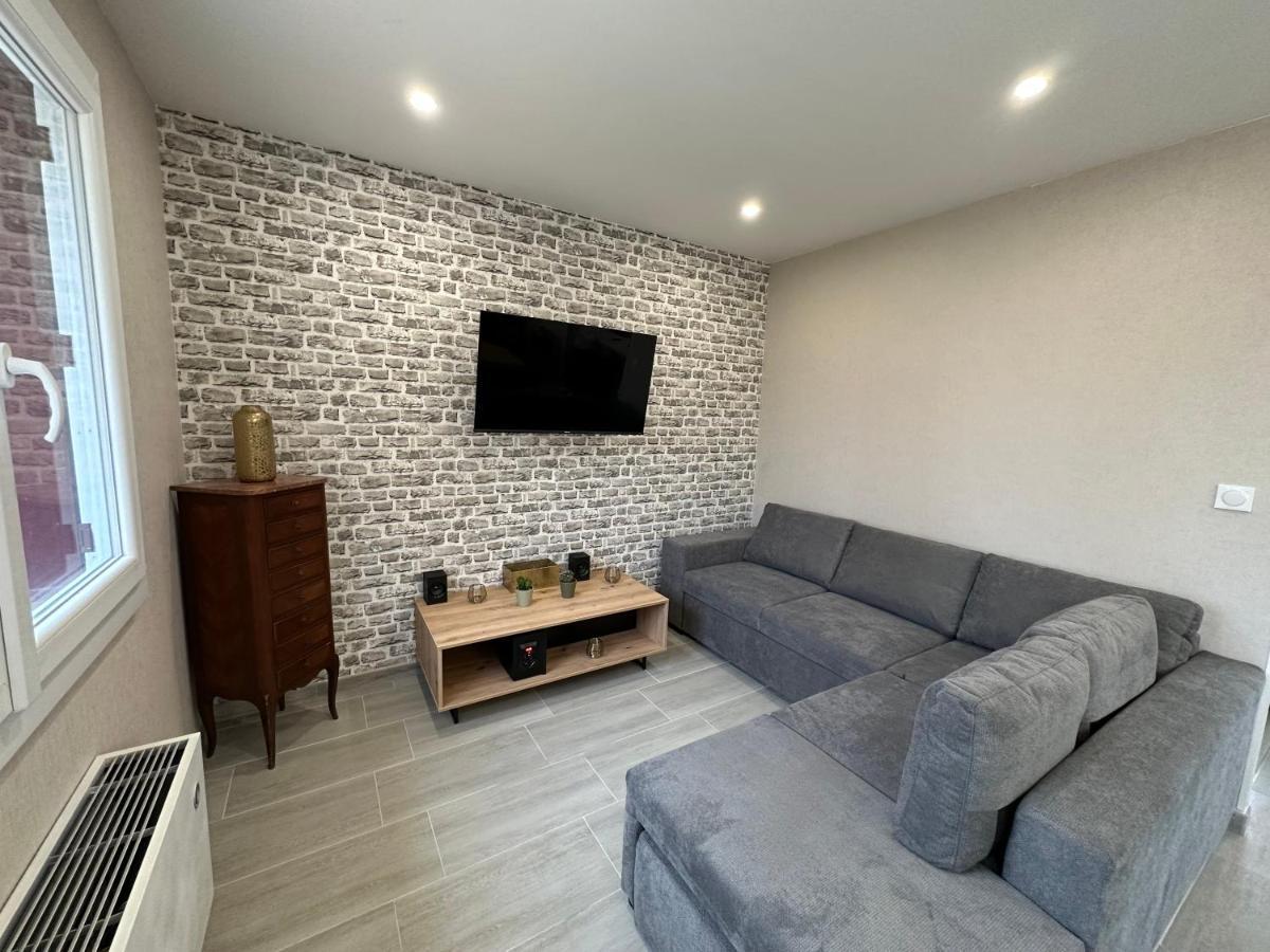 Agreable Maison Avec Jardin A Joinville Buitenkant foto