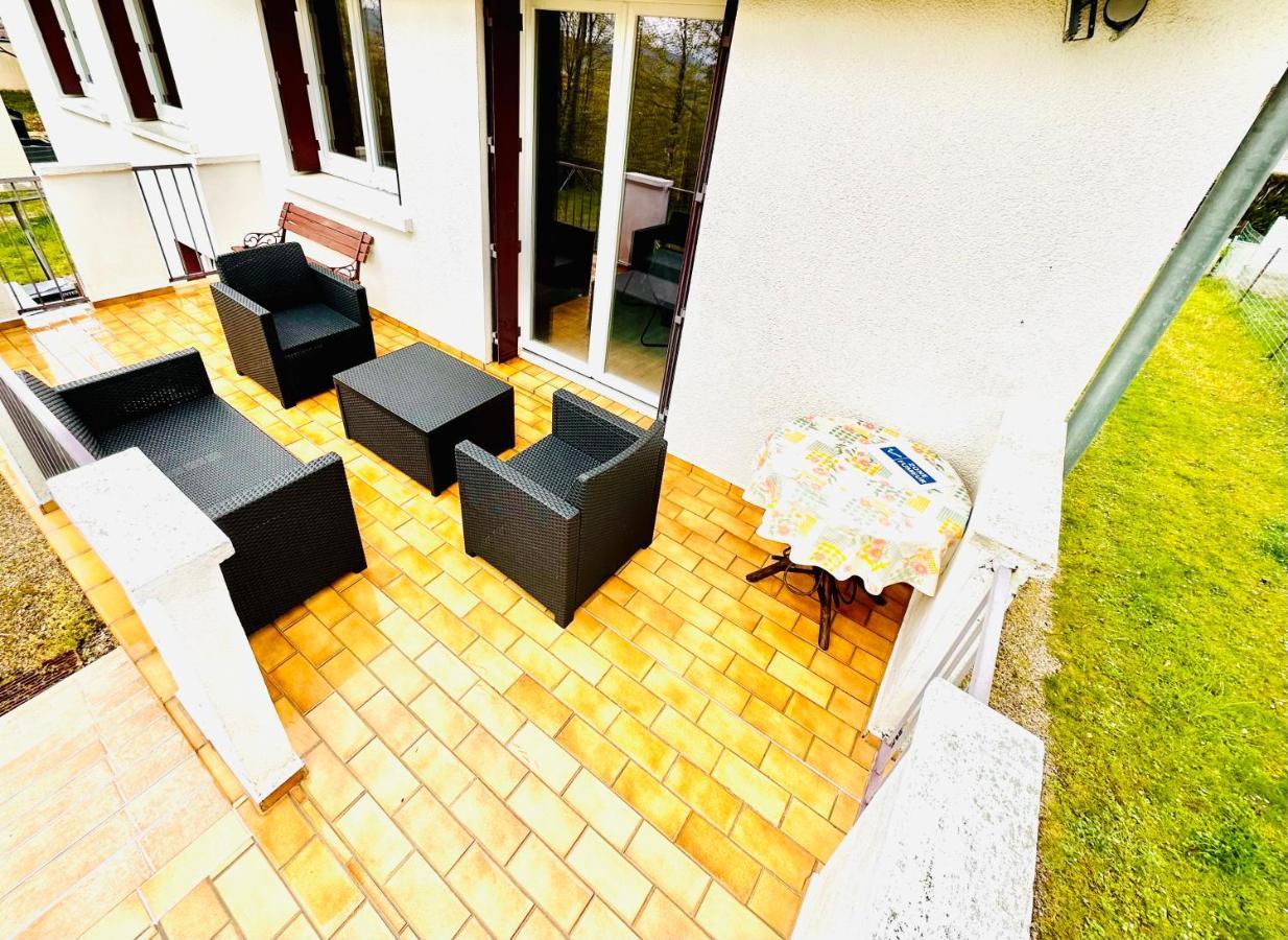 Agreable Maison Avec Jardin A Joinville Buitenkant foto