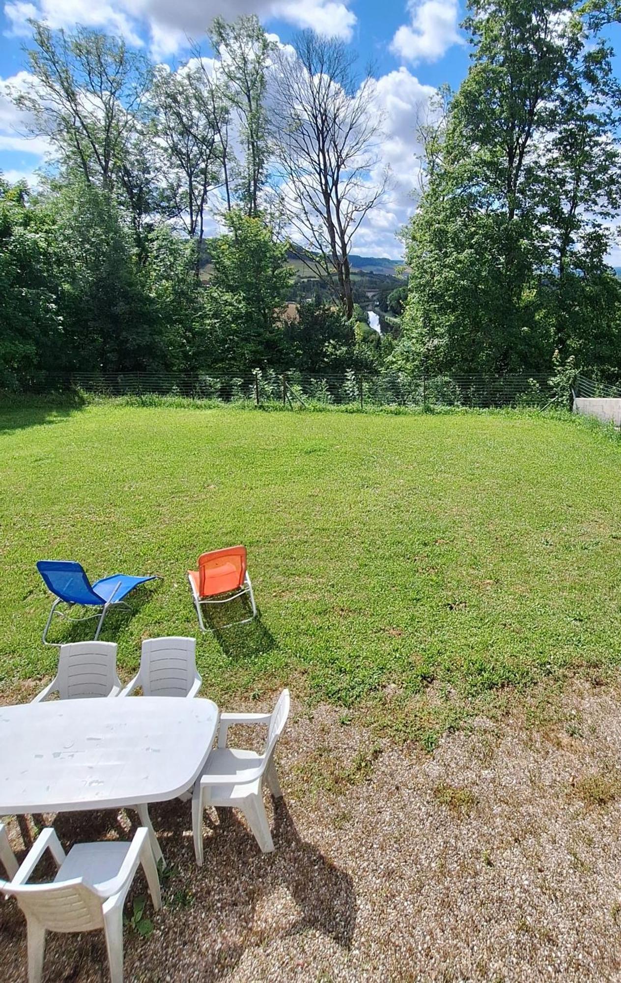Agreable Maison Avec Jardin A Joinville Buitenkant foto